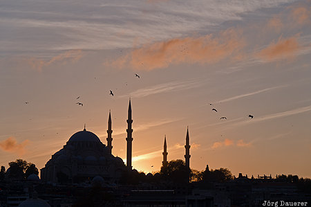 Süleymaniye Mosque Eminönü, Istanbul, TUR, Turkey, evening light, galata Bridge, minarets