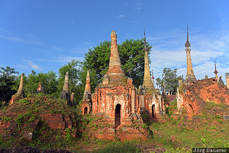 Indein, MMR, Myanmar, Shan State, blue sky, brick, buddhist Pagoda