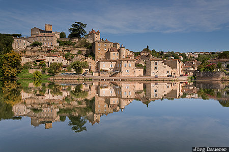 FRA, France, Midi-Pyr&eacute;n&eacute;es, Puy-l&Eacute;v&ecirc;que, Puy-l'&Eacute;v&ecirc;que, afternoon light, blue sky, Frankreich