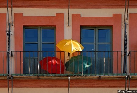 Spain, Andalusia, Cordoba, umbrella, yellow, red, green, Spanien, Espana, Andalucia, Andalusien, Cordova