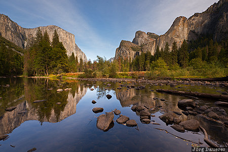 Yosemite Valley United States, California, Yosemite National Park, blue sky, El Capitan, Merced River, reflexion, Yosemite Village, USA, Vereinigte Staten, Kalifornien, CA