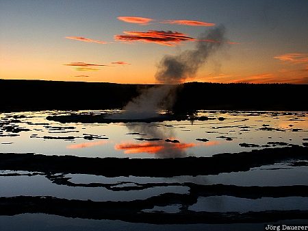Great Fountain Geyser, Yellowstone National Park, Wyoming, thermal feature, Firehole Lake Drive, geyser, reflexion, United States, USA, Vereinigte Staten, WY