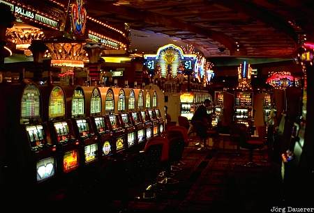 Las Vegas, slot machines, Luxor, hotel, casino, Nevada, United States, USA, Vereinigte Staten, NV